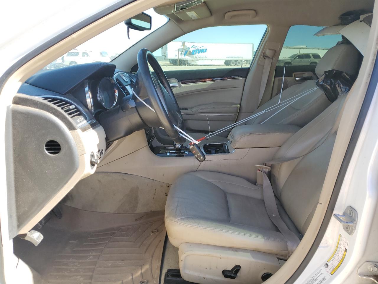 2013 Chrysler 300 VIN 2C3CCAAG9DH632197 Copart auction photo, frame damage / front end damage thumbnail 7