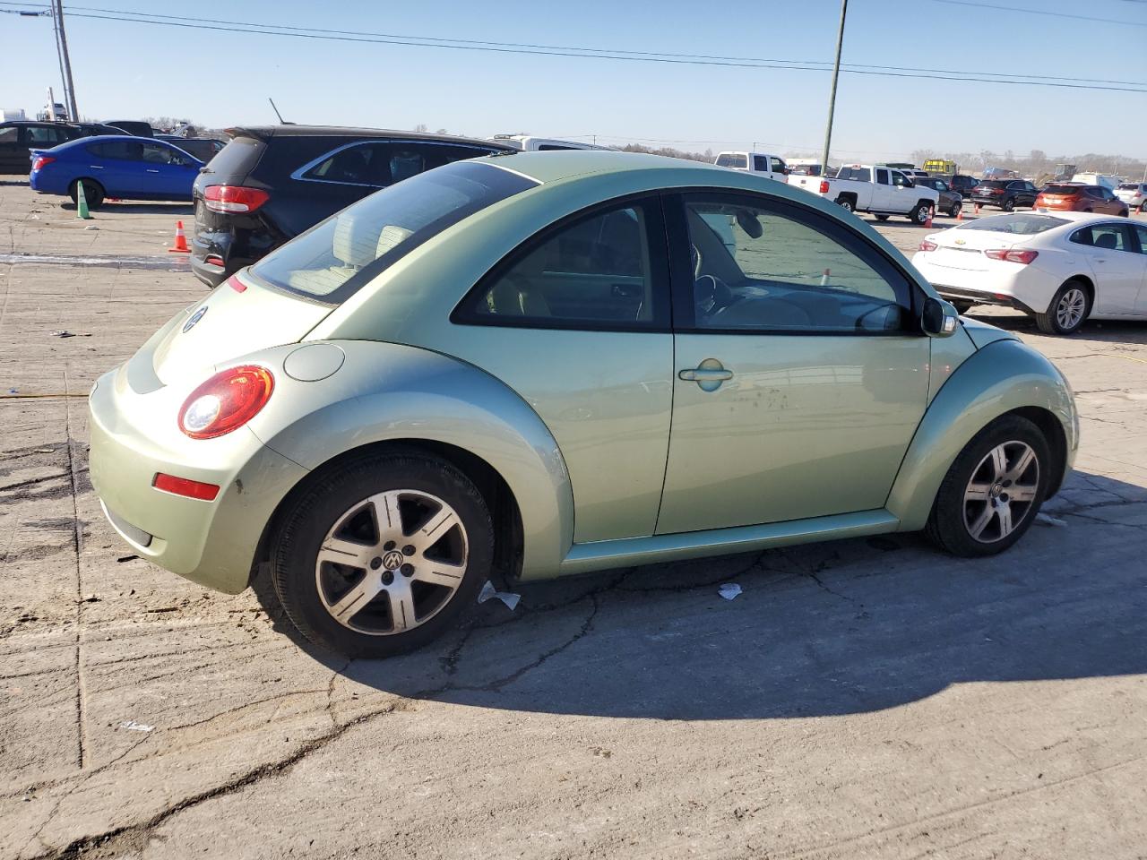 2006 Volkswagen Beetle VIN 3VWRW31C26M411435 Copart auction photo, rear end damage thumbnail 3