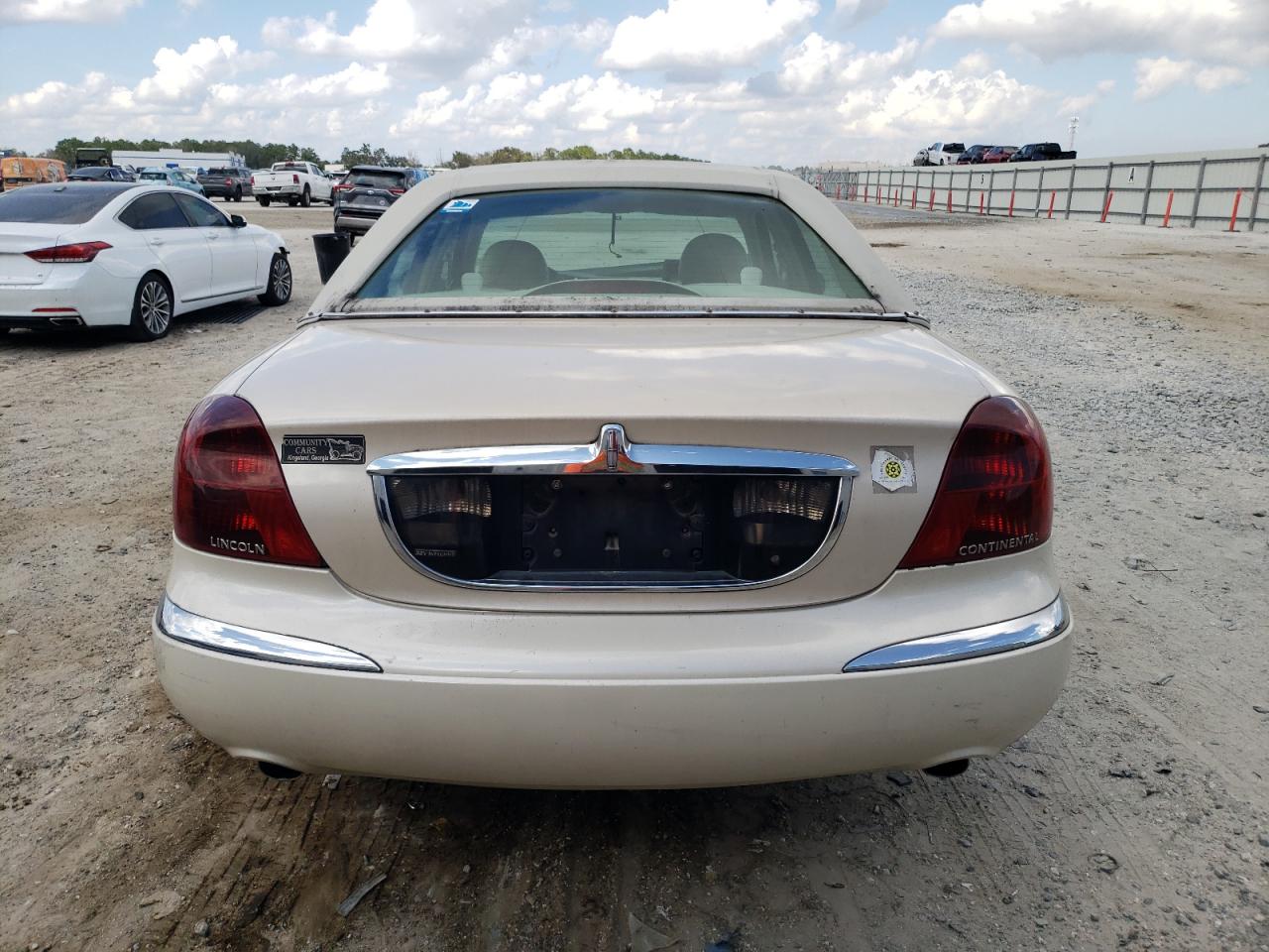 2001 Lincoln Continental VIN 1LNHM97V01Y649261 Copart auction photo, front end damage thumbnail 6