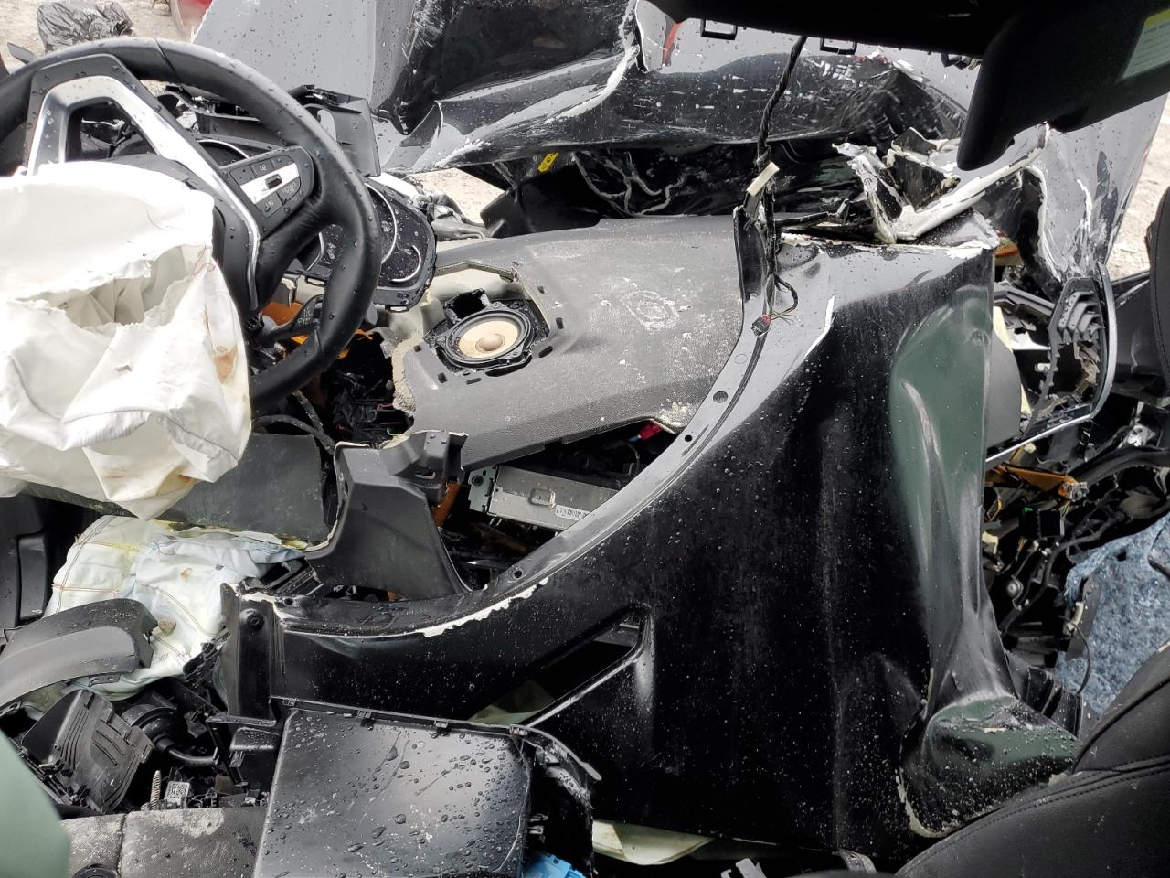 2021 BMW X3 VIN 5UXTY5C04M9F65305 Copart auction photo, biohazard/chemical / front end damage thumbnail 8