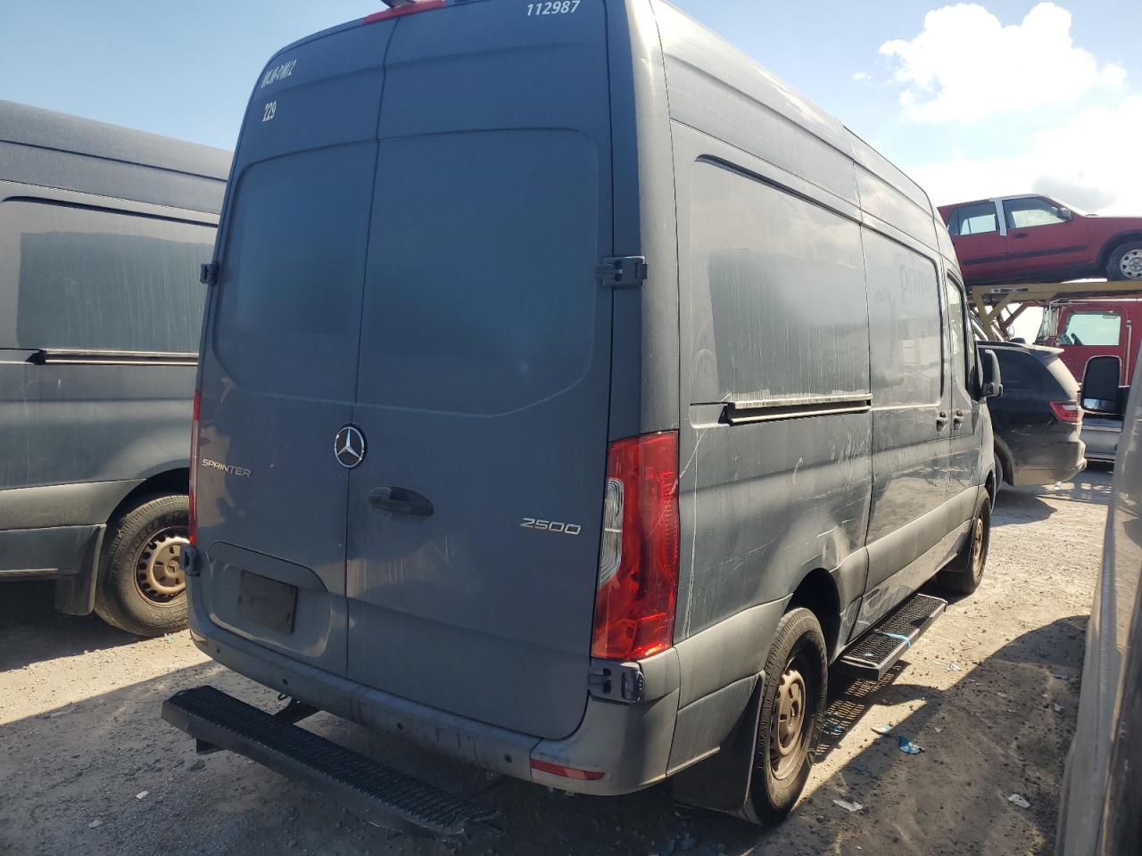 2019 Mercedes-Benz Sprinter VIN WD4PF0CD7KP083888 Copart auction photo, water/flood damage thumbnail 3