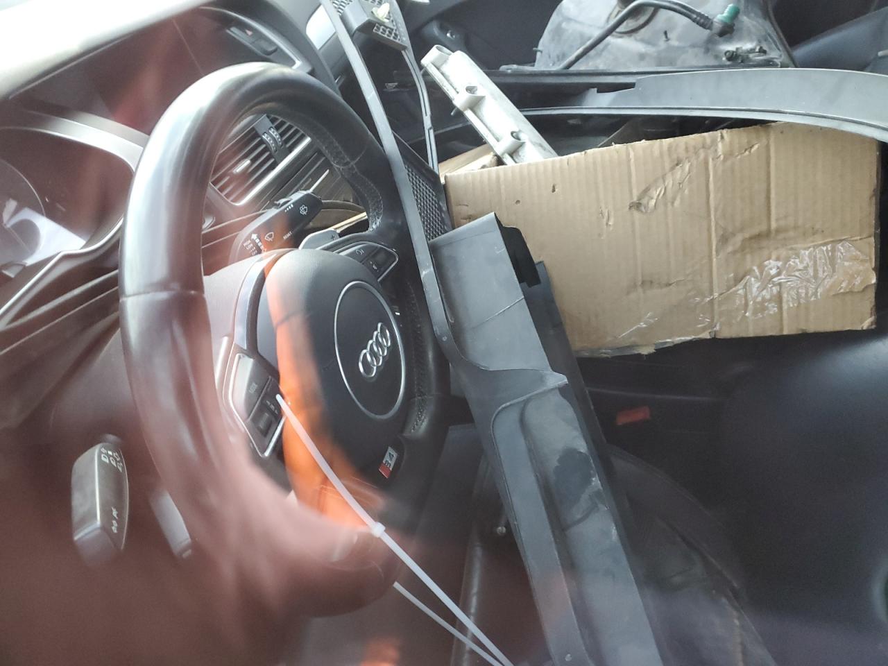 2013 Audi RS4 VIN WAUBGAFL6DA129983 Copart auction photo, vandalism / front end damage thumbnail 9