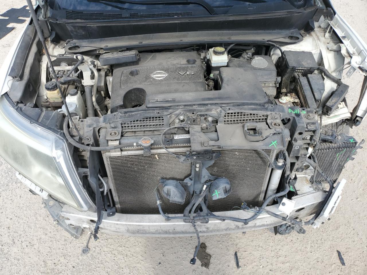 2014 Nissan Pathfinder VIN 5N1AR2MNXEC679465 Copart auction photo, front end damage thumbnail 14