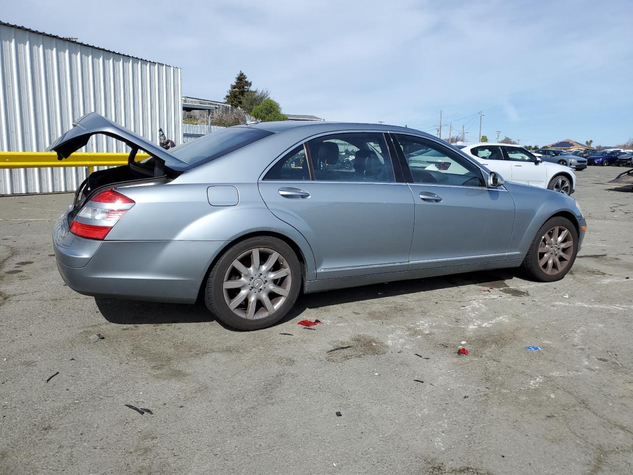 2007 Mercedes-Benz S-klasse VIN WDDNG71X57A117363 Copart auction photo, rear end / side damage thumbnail 3