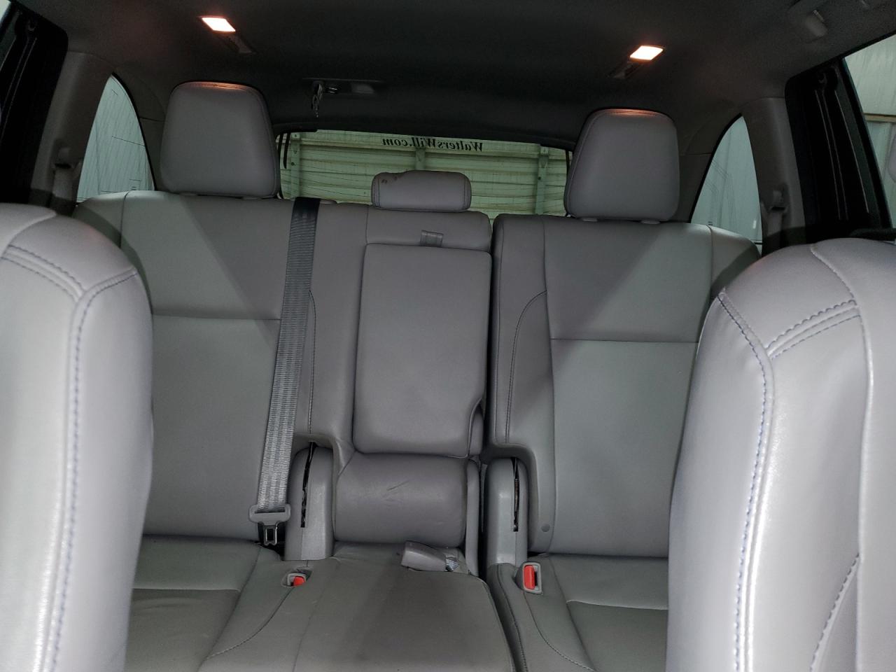 2016 Toyota Highlander VIN 5TDJKRFH2GS303448 Copart auction photo, rear end damage thumbnail 10