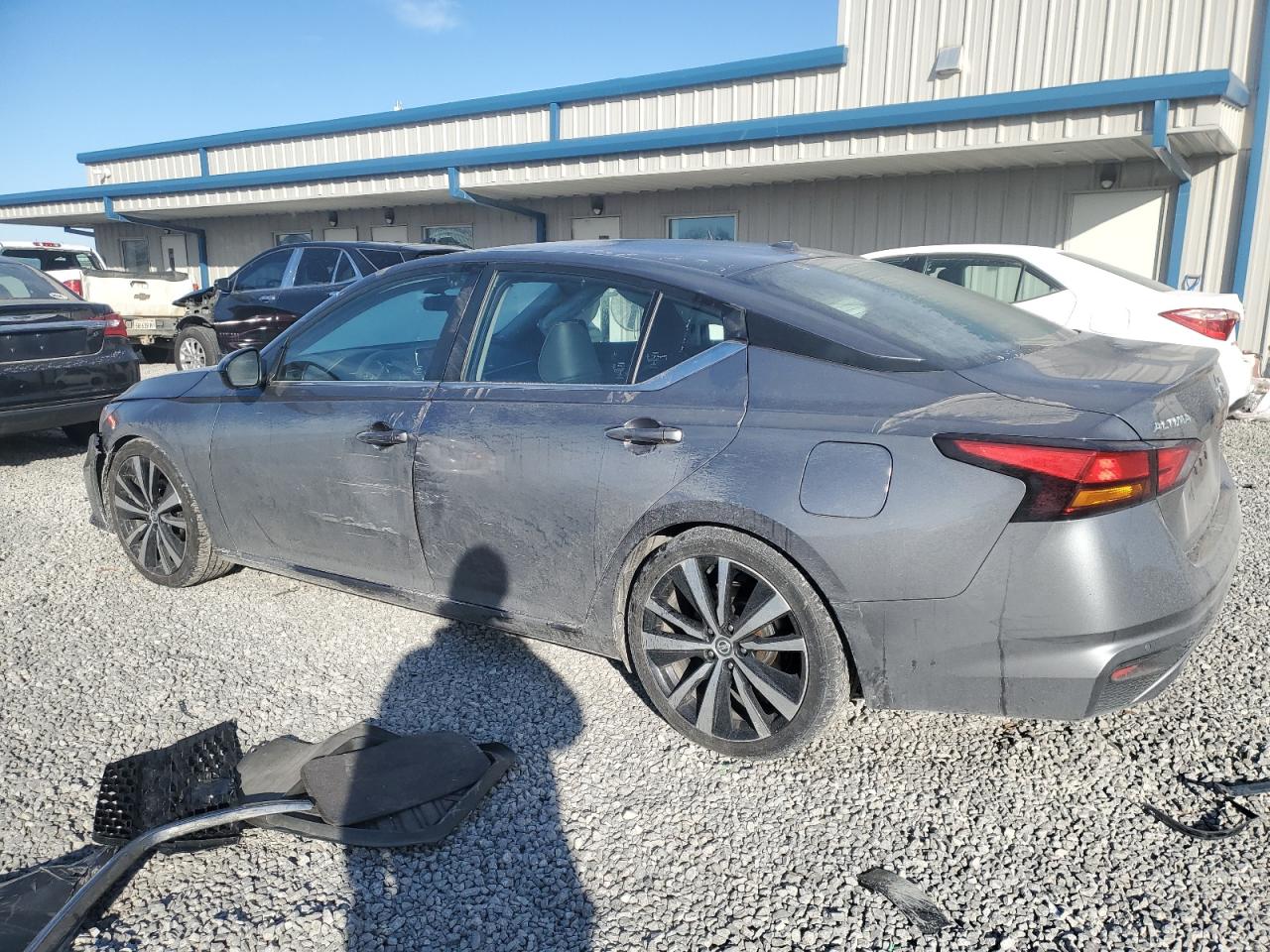 2022 Nissan Altima VIN 1N4BL4CV3NN306012 Copart auction photo, front end damage thumbnail 2