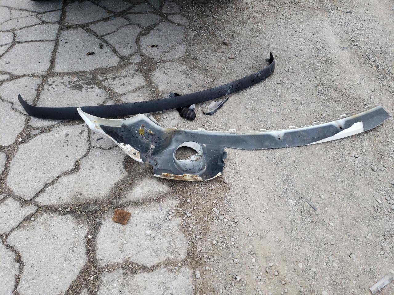 2005 GMC Sierra VIN 1GTEK19Z05Z316525 Copart auction photo, front end damage thumbnail 14