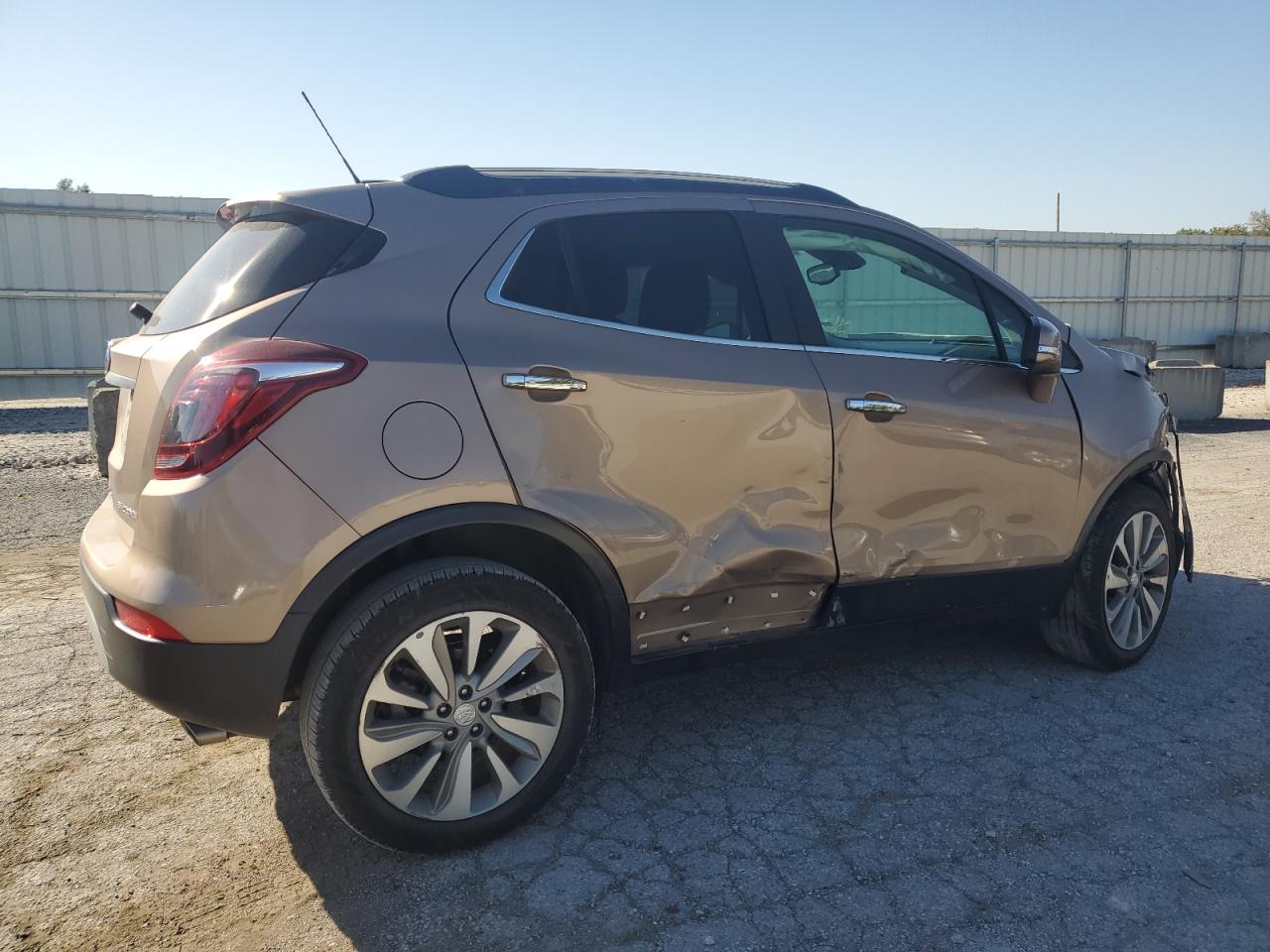 2019 Buick Encore VIN KL4CJASB4KB723186 Copart auction photo, front end / side damage thumbnail 3