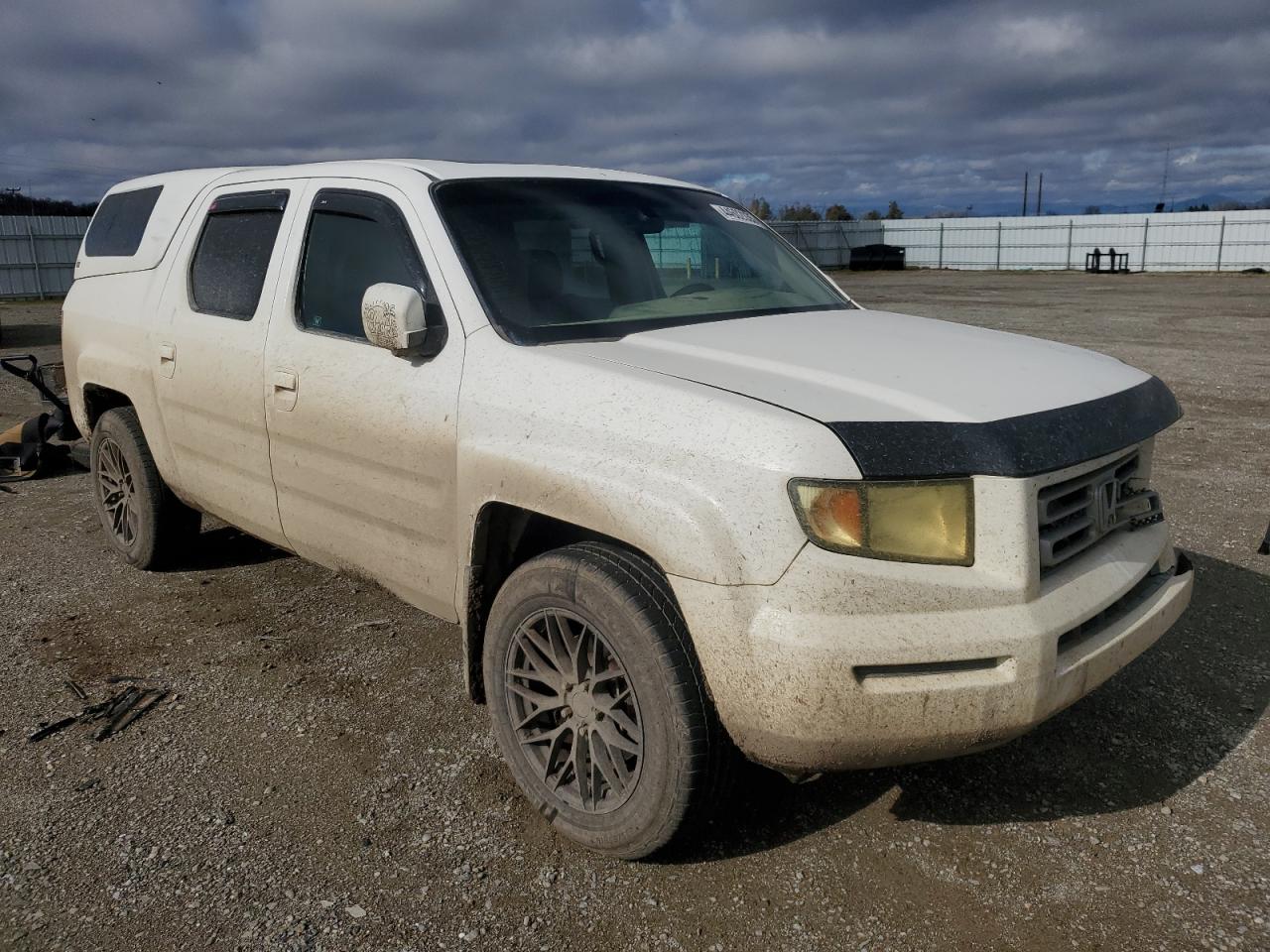 2006 Honda Ridgeline VIN 2HJYK16596H520798 Copart auction photo, front end damage thumbnail 4