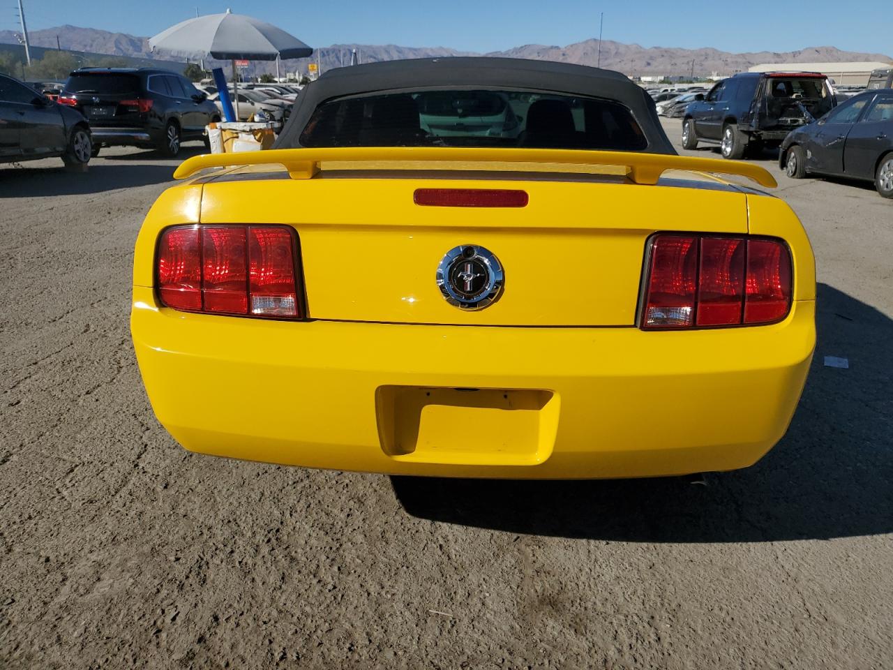 2005 Ford Mustang VIN 1ZVFT84N555225155 Copart auction photo, front end damage thumbnail 6