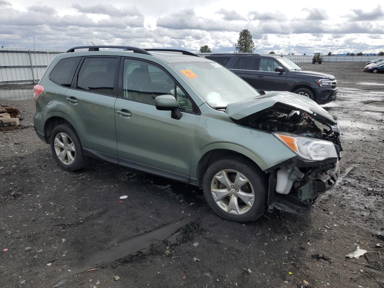 2015 Subaru Forester VIN JF2SJADC7FH485300 Copart auction photo, front end damage thumbnail 4