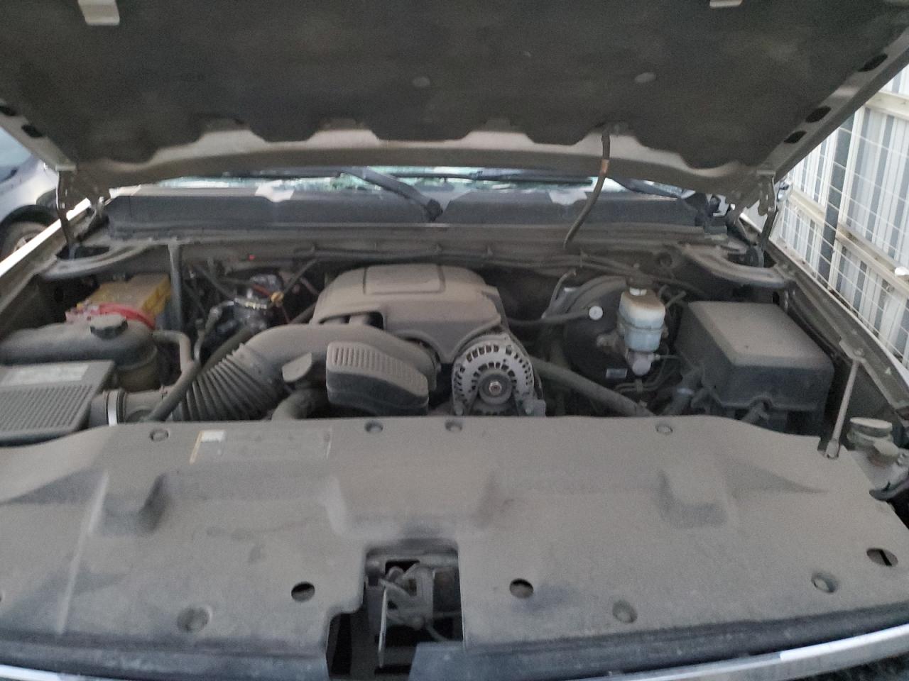 2008 Chevrolet Silverado VIN 2GCEC13JX81185813 Copart auction photo, all over / rollover damage thumbnail 11