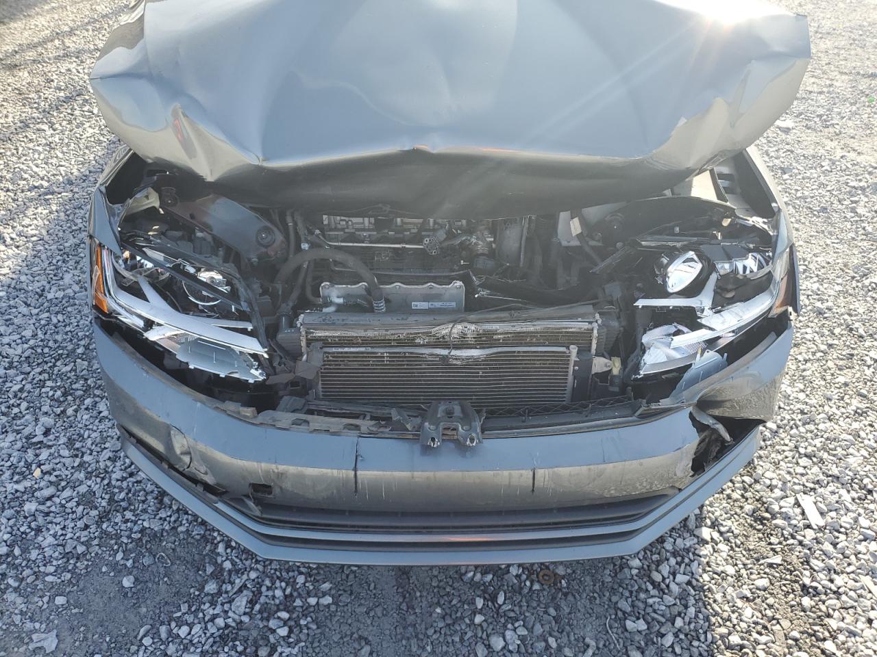 2018 Volkswagen Jetta VIN 3VW2B7AJXJM222804 Copart auction photo, front end / minor dent/scratches damage thumbnail 12