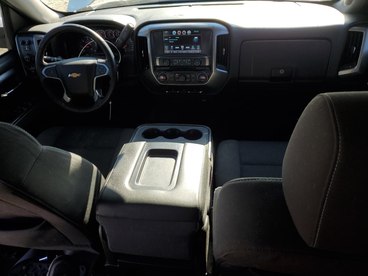 2018 Chevrolet Silverado VIN 3GCUKREC1JG149792 Copart auction photo, front end damage thumbnail 8