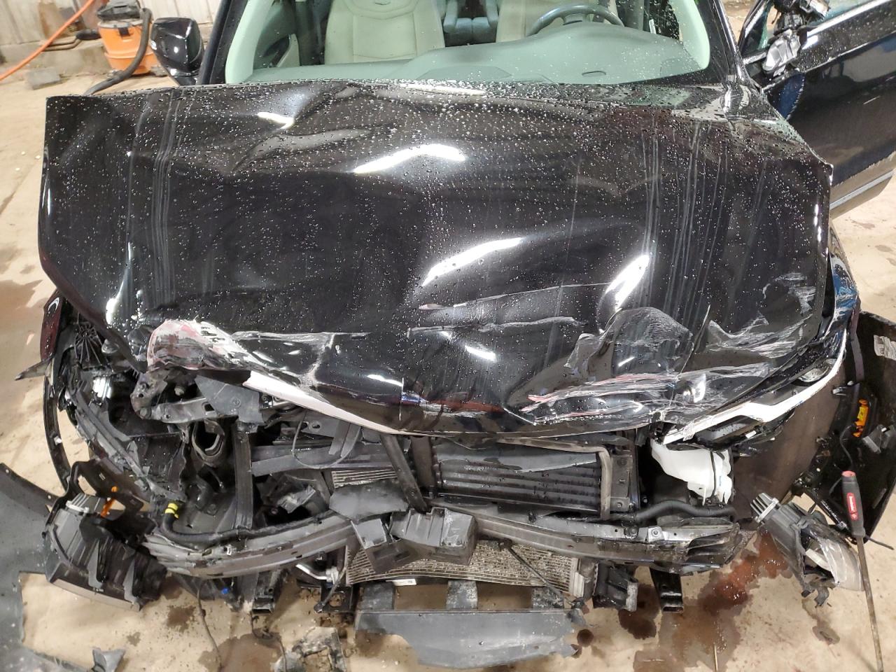 2020 Cadillac XT6 VIN 1GYKPDRS1LZ185069 Copart auction photo, all over / mechanical damage thumbnail 13