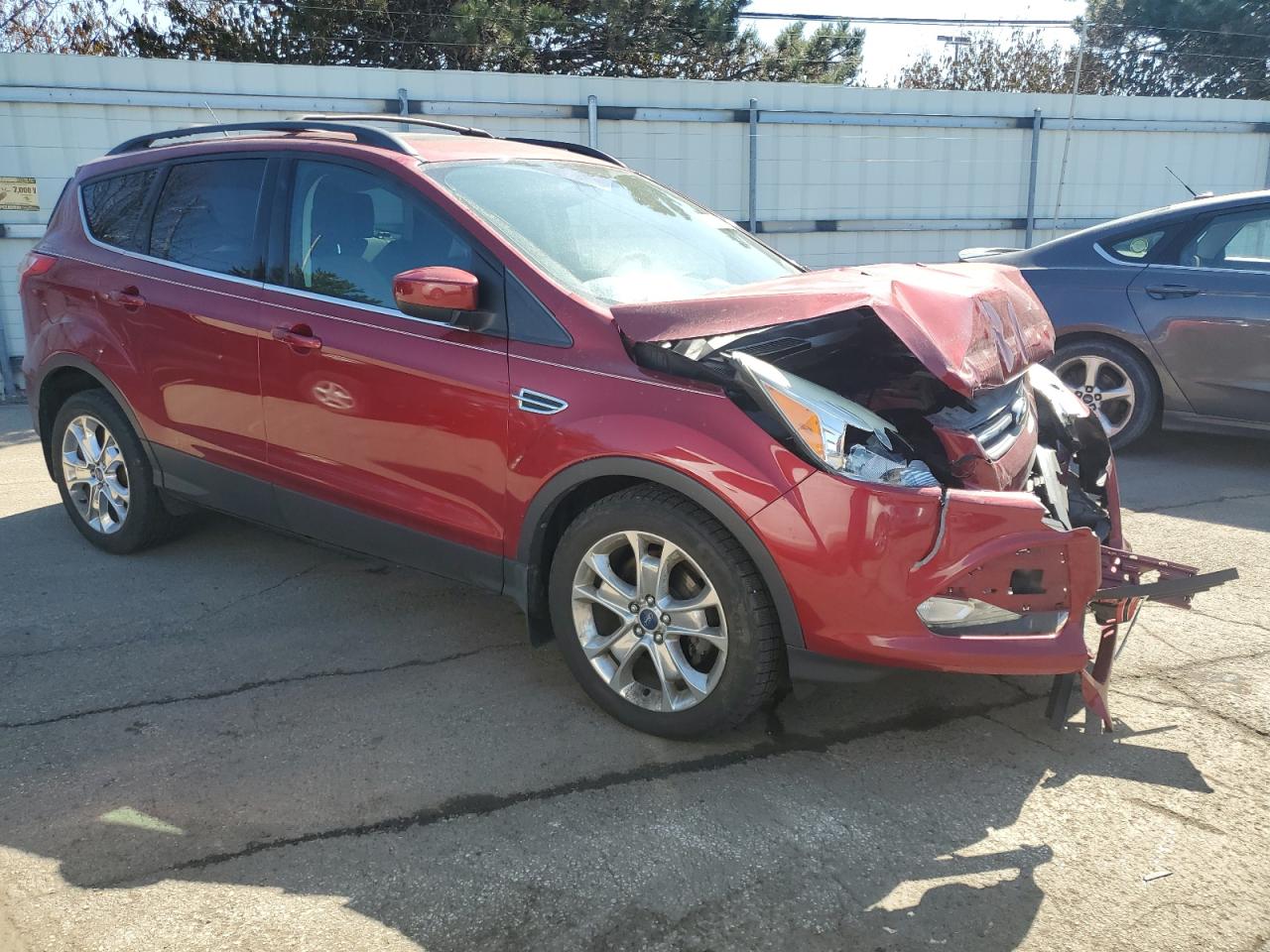 2013 Ford Escape VIN 1FMCU0GX1DUA39761 Copart auction photo, front end damage thumbnail 4