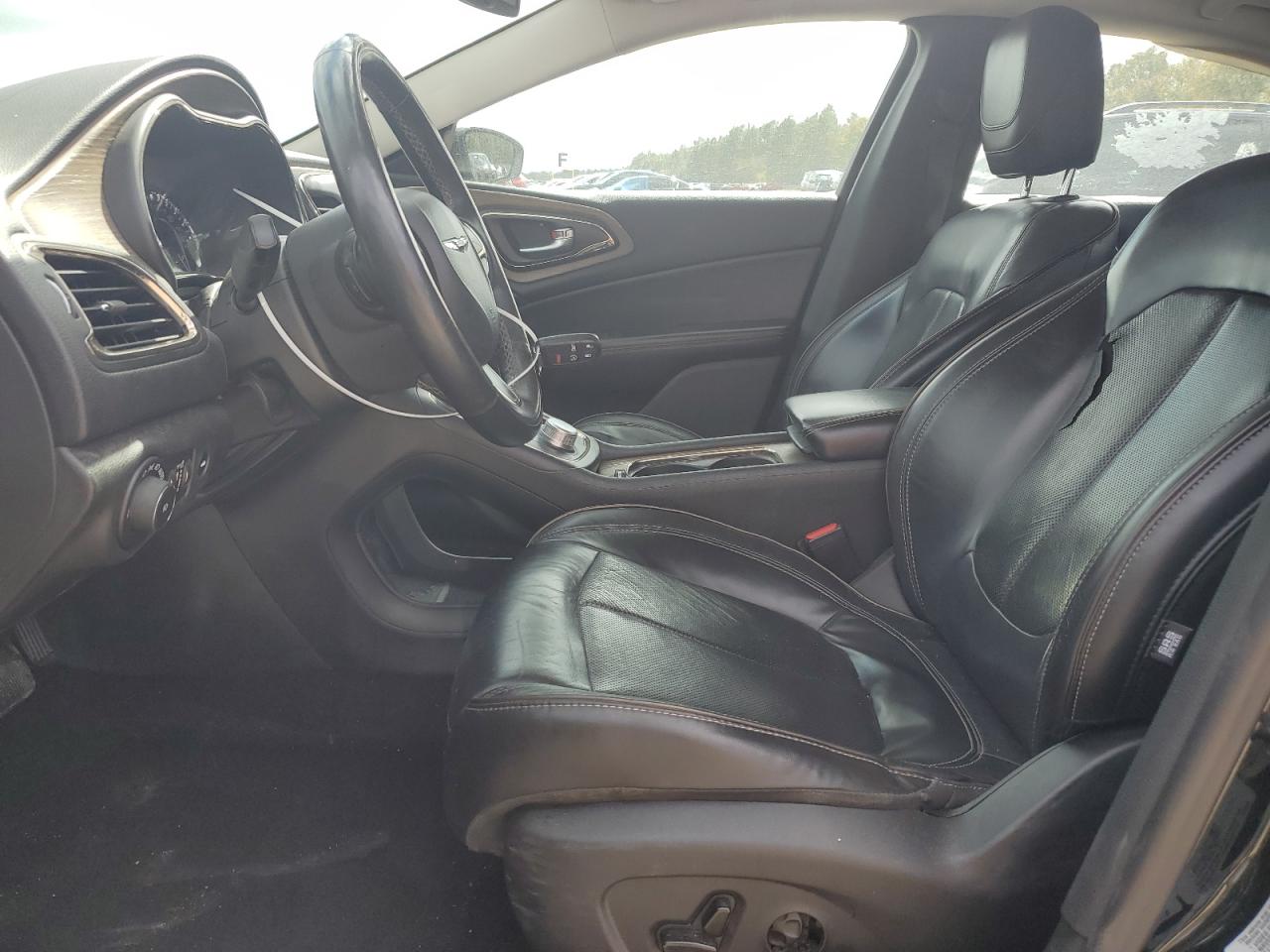 2015 Chrysler 200 VIN 1C3CCCCB9FN566015 Copart auction photo, front end / side damage thumbnail 7
