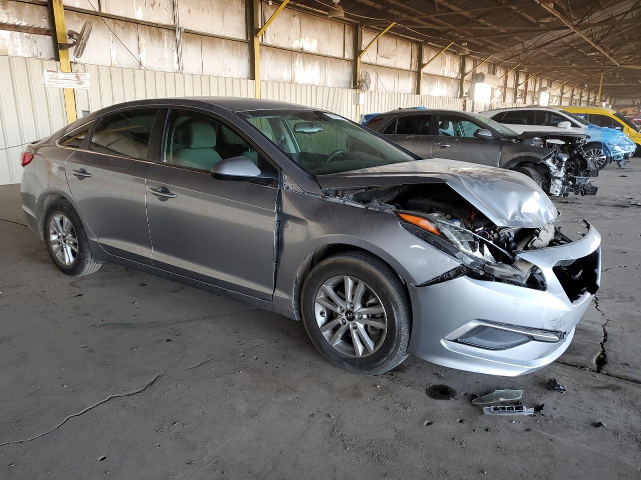 2017 Hyundai Sonata VIN 5NPE24AF2HH524632 Copart auction photo, front end damage thumbnail 4