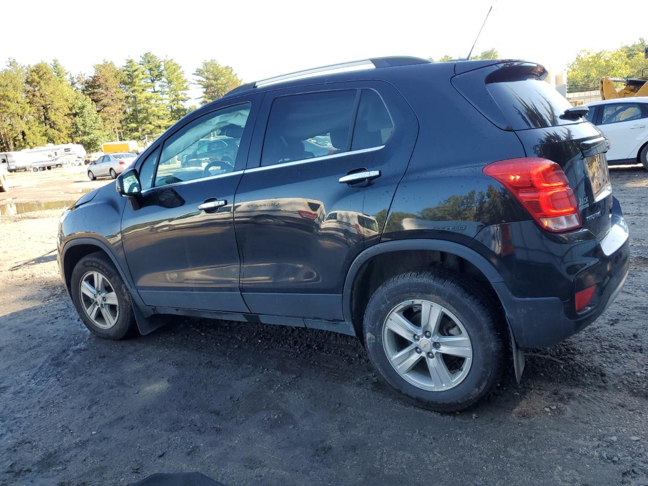 2019 Chevrolet Trax VIN KL7CJPSB8KB871881 Copart auction photo, front end / side damage thumbnail 2