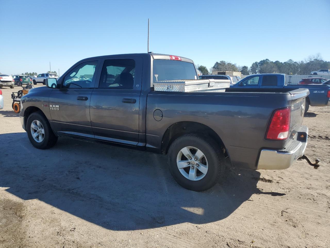 2016 RAM 1500 VIN 1C6RR6KM8GS216202 Copart auction photo, mechanical damage thumbnail 2