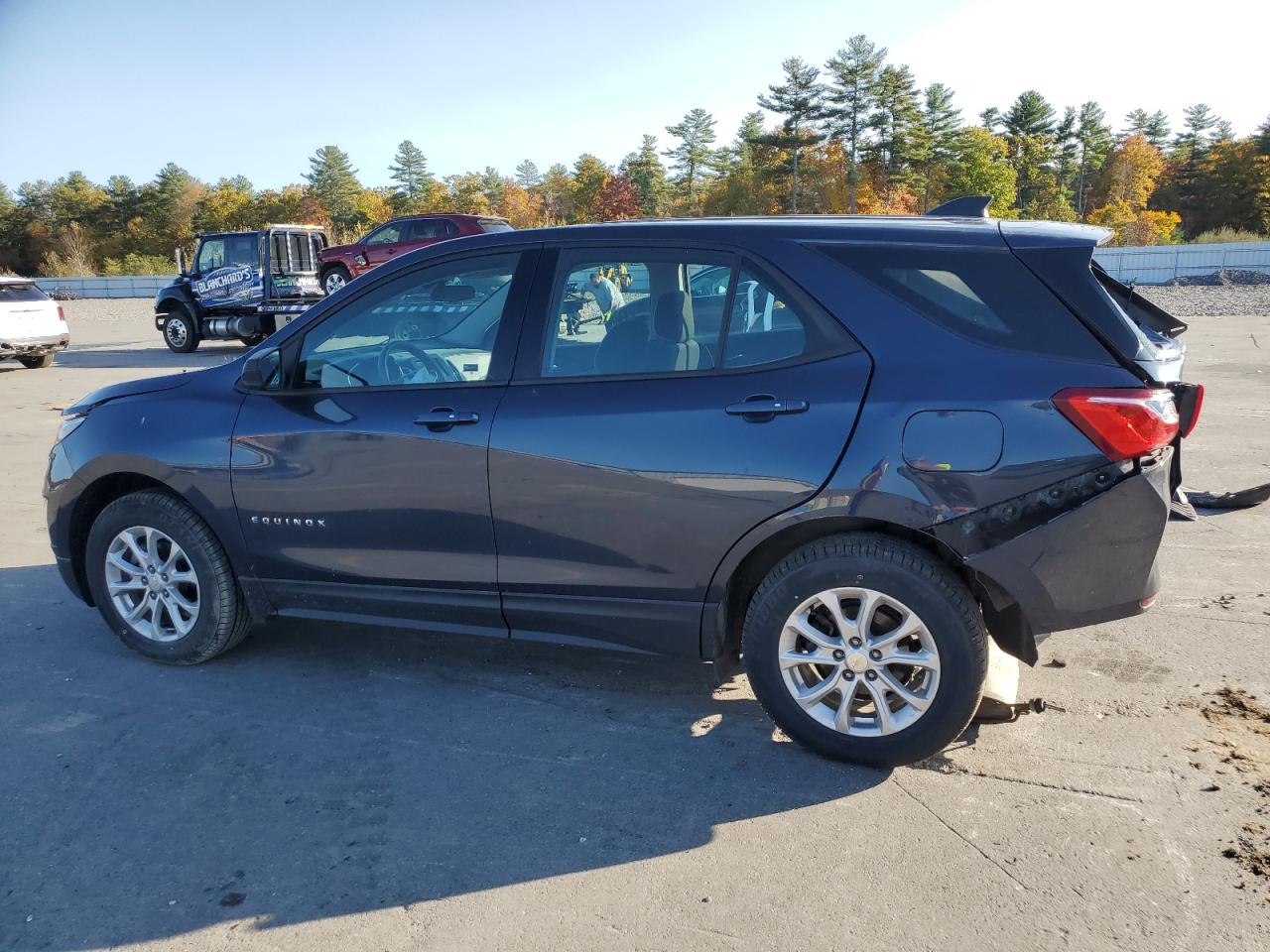 2018 Chevrolet Equinox VIN 3GNAXREV2JL399563 Copart auction photo, rear end / front end damage thumbnail 2