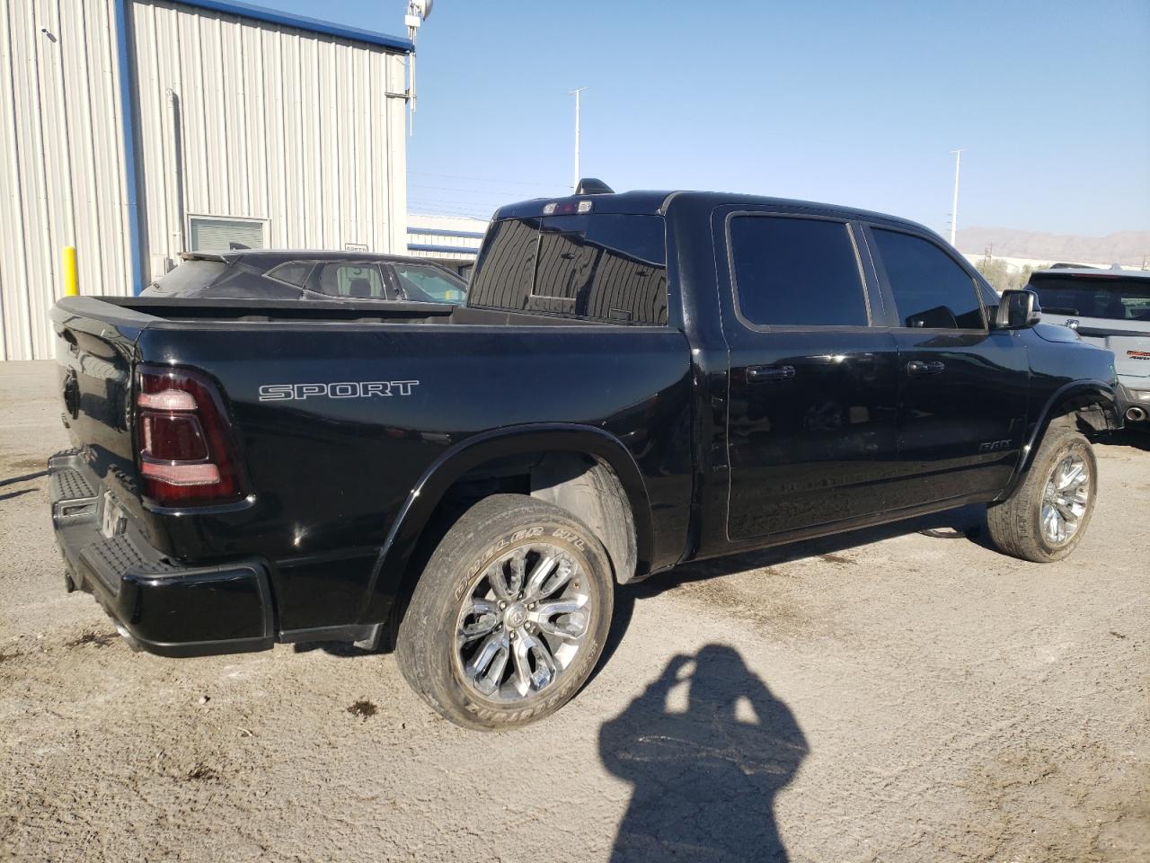 2020 RAM 1500 VIN 1C6SRFJT7LN321798 Copart auction photo, front end damage thumbnail 3