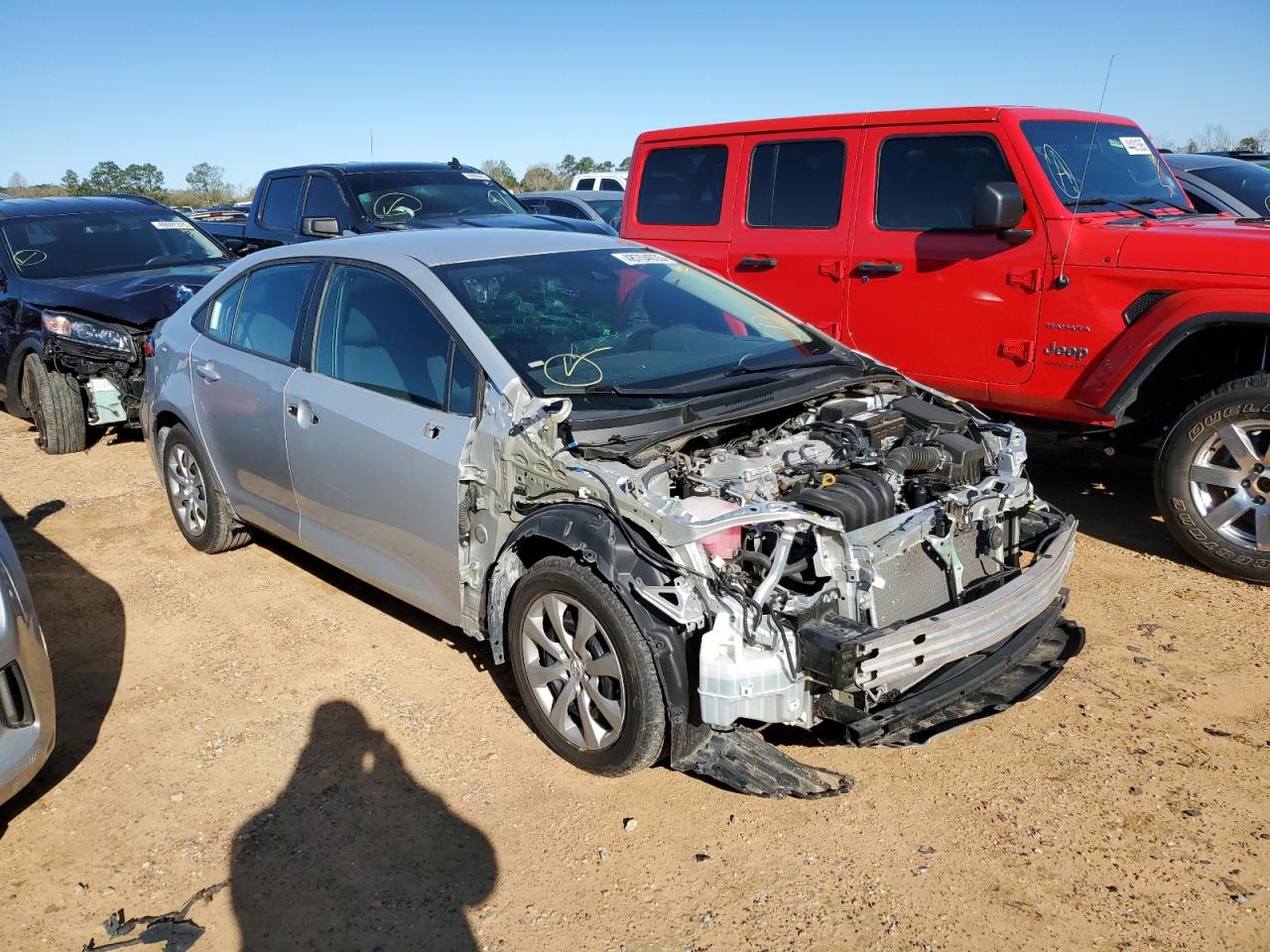 2020 Toyota Corolla VIN 5YFEPRAE1LP098630 Copart auction photo, front end / minor dent/scratches damage thumbnail 4