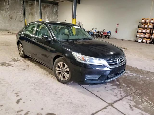 2015 Honda Accord VIN 1HGCR2F31FA202222 Copart auction photo, vandalism / side damage thumbnail 13
