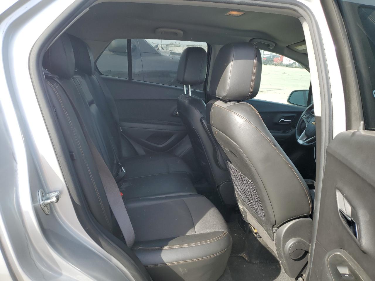 2018 Chevrolet Trax VIN KL7CJLSB2JB564391 Copart auction photo, undercarriage / rear end damage thumbnail 11