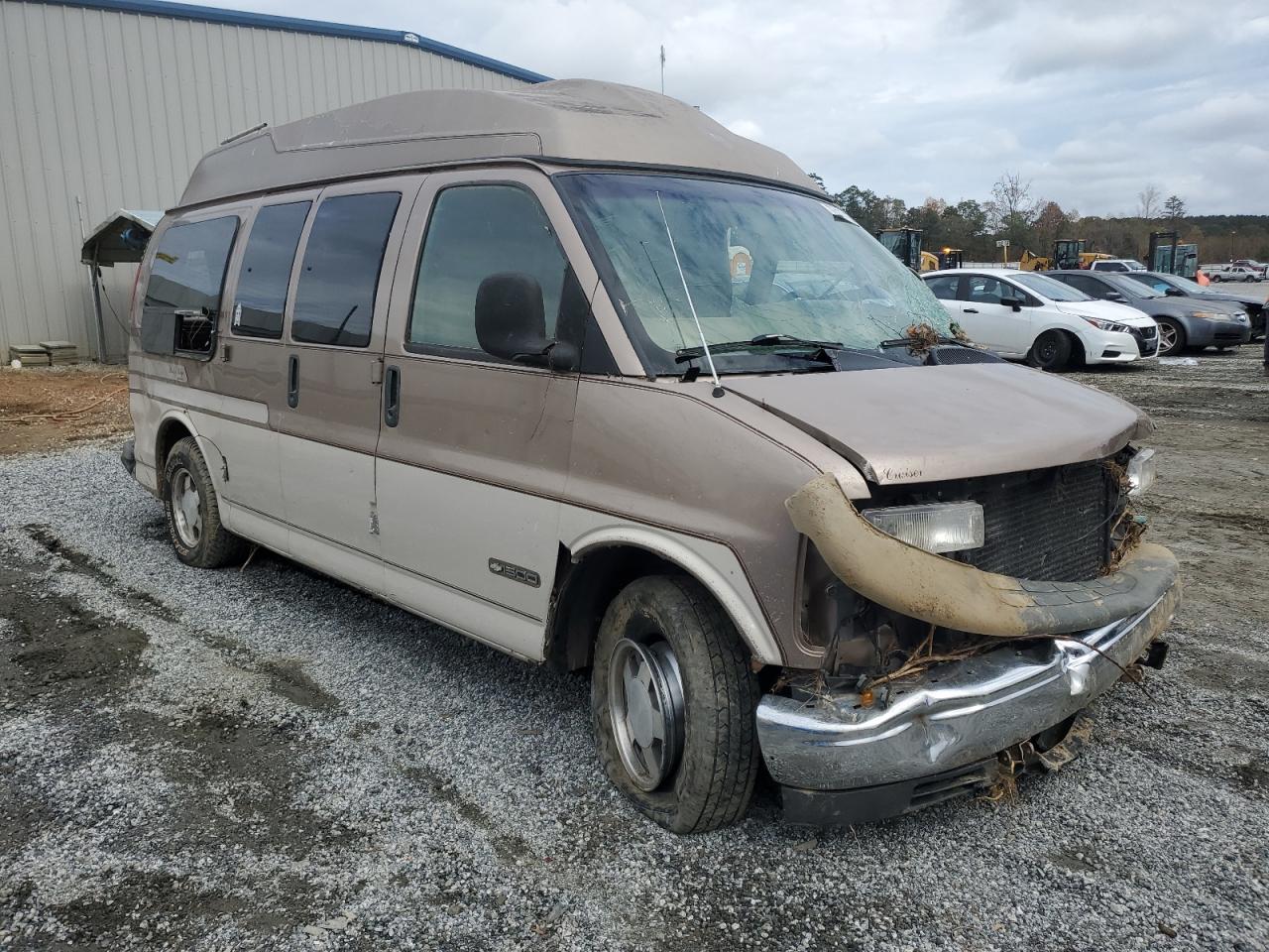 1998 Chevrolet Express VIN 1GBFG15R6W1001860 Copart auction photo, water/flood damage thumbnail 4
