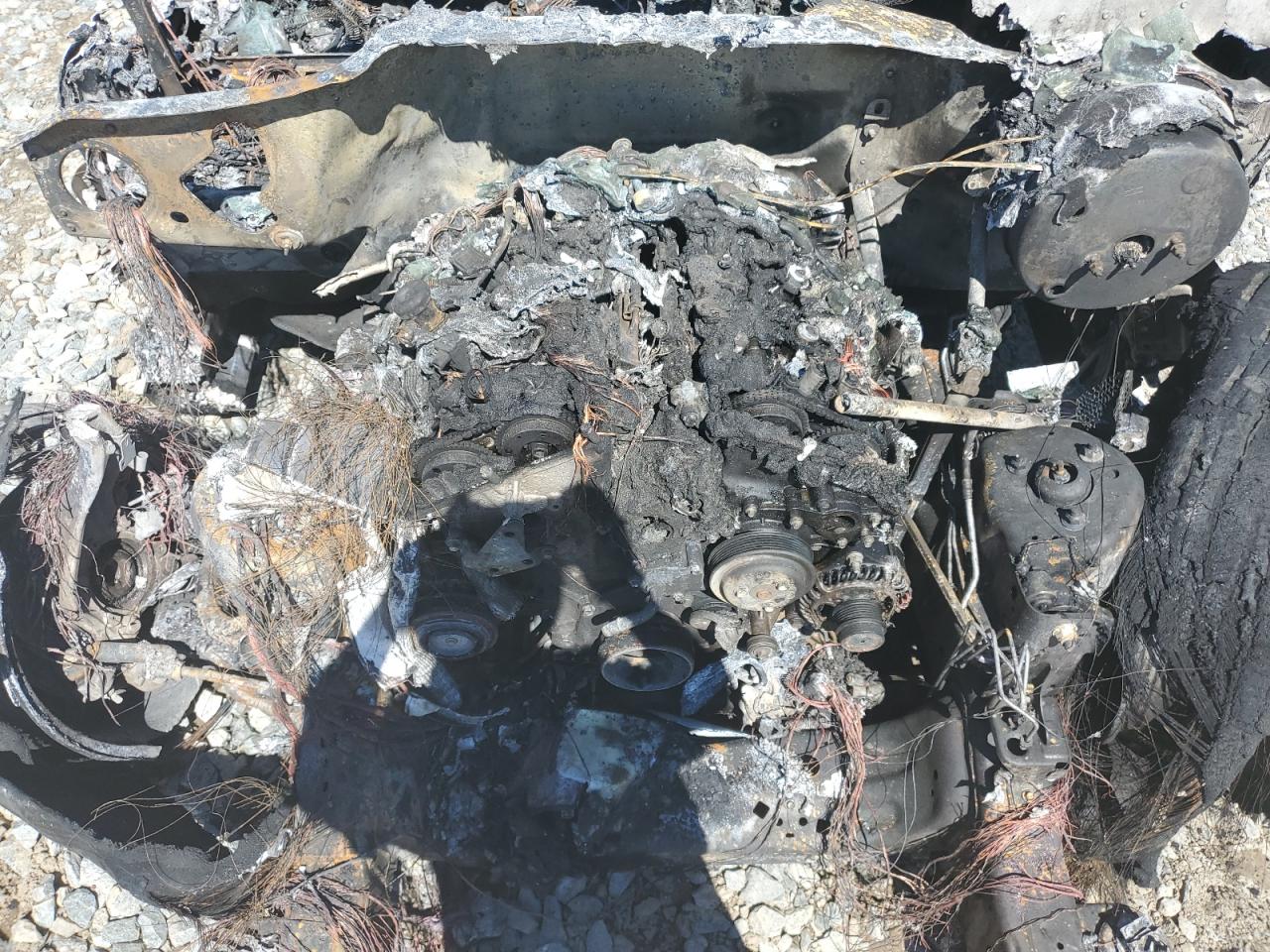 2021 Ford Expedition VIN 1FMJU1KT8MEA65852 Copart auction photo, burn damage thumbnail 13