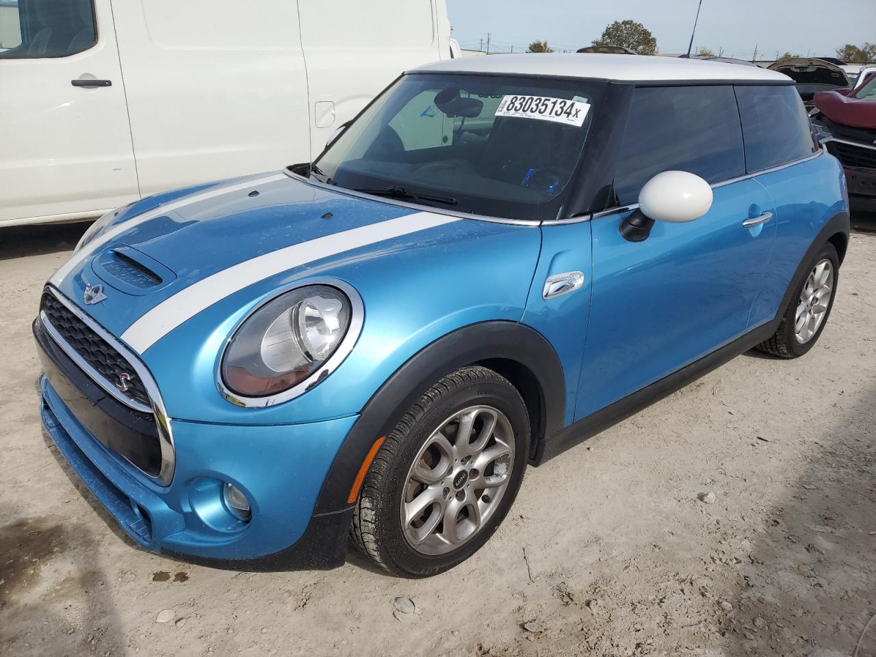 2015 MINI Cooper VIN WMWXP7C56F2A38985
