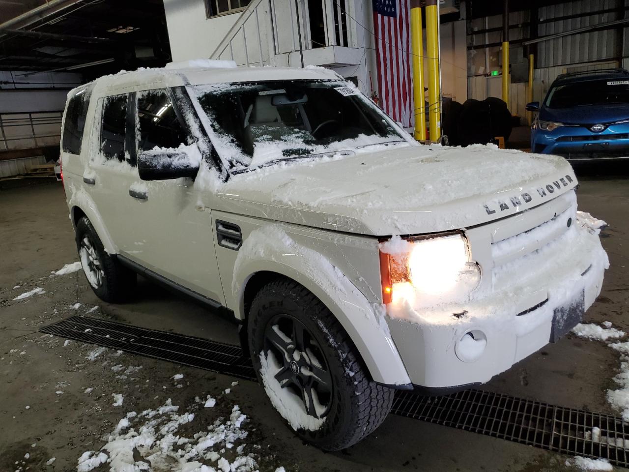 2009 Land Rover LR3 VIN SALAB25429A505673 Copart auction photo, front end damage thumbnail 4