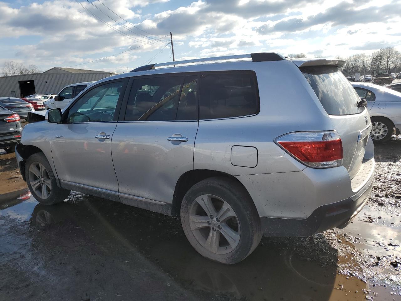 2013 Toyota Highlander VIN 5TDDK3EH7DS223201 Copart auction photo, front end / side damage thumbnail 2