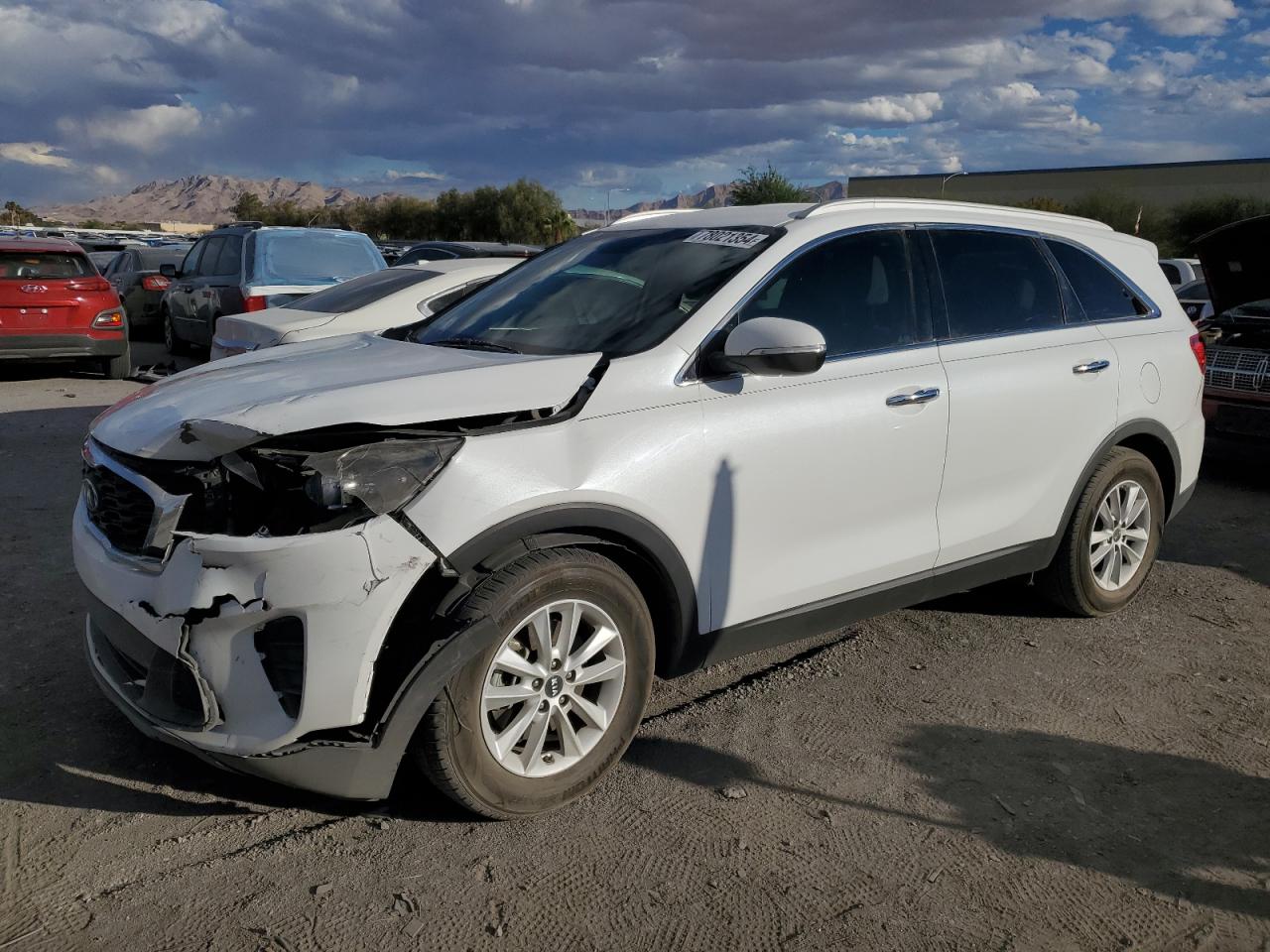 2019 KIA Sorento VIN 5XYPG4A35KG505944
