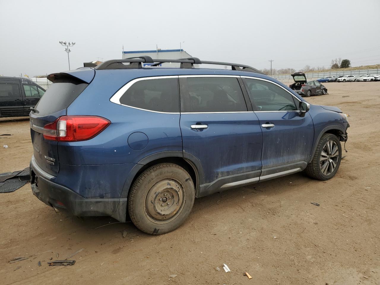 2019 Subaru Ascent VIN 4S4WMARD5K3425981 Copart auction photo, front end / rear end damage thumbnail 3