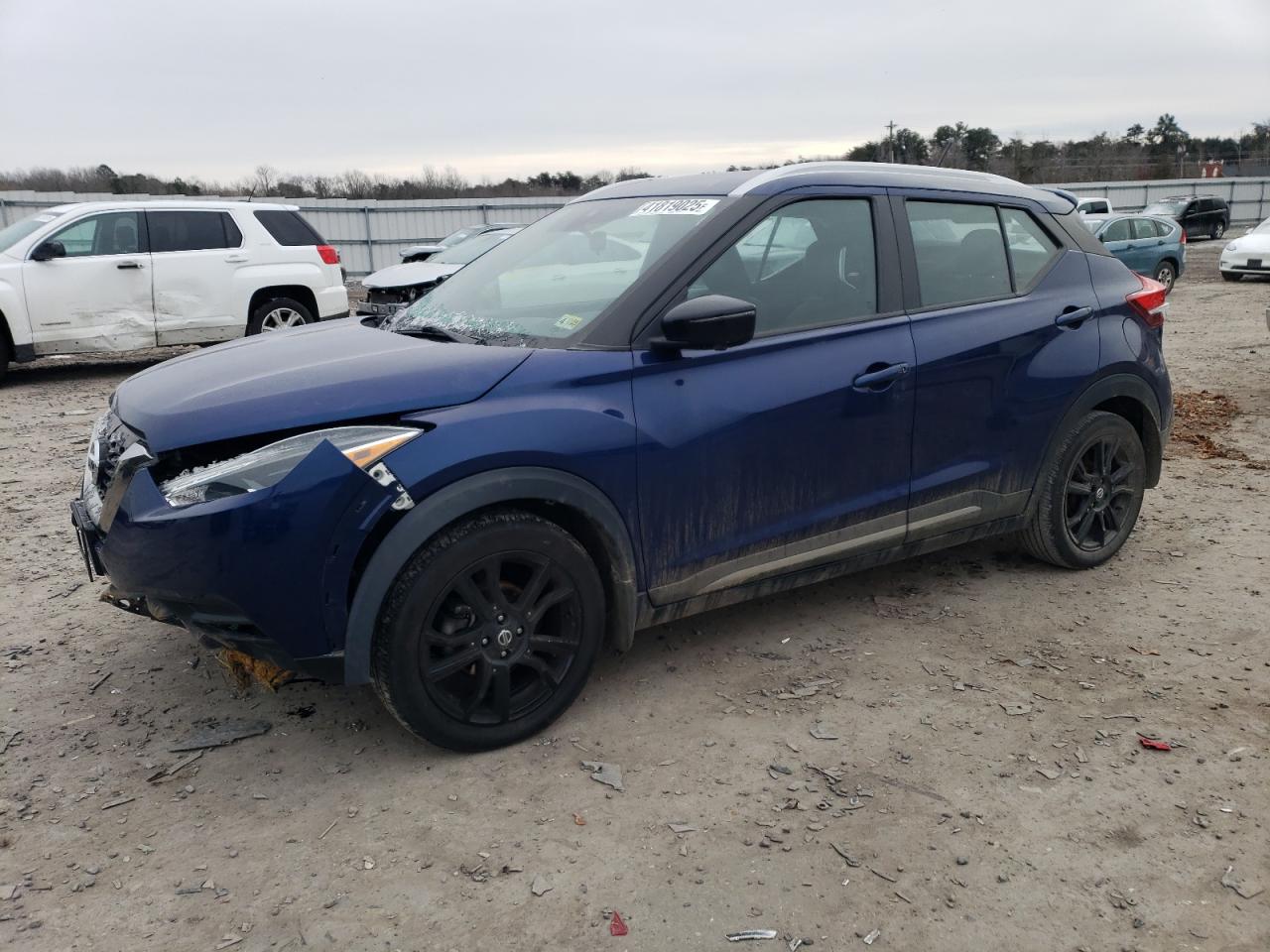 2020 Nissan Kicks VIN 3N1CP5DV6LL569117