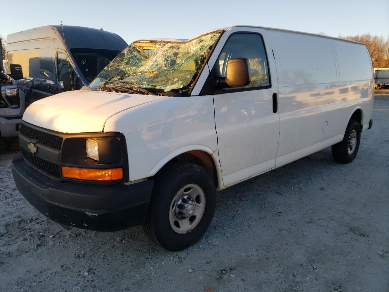 2015 Chevrolet Express VIN 1GCWGGCF1F1111898