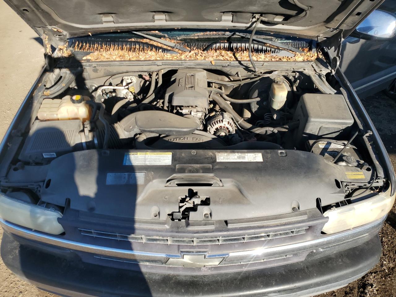 2000 Chevrolet Silverado VIN 2GCEK19T5Y1313578 Copart auction photo, side / vandalism damage thumbnail 11