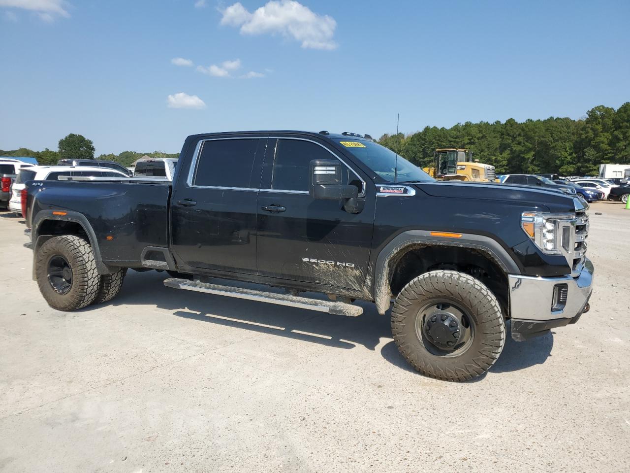 2022 GMC Sierra VIN 1GT49TEY9NF298026 Copart auction photo, vandalism damage thumbnail 4