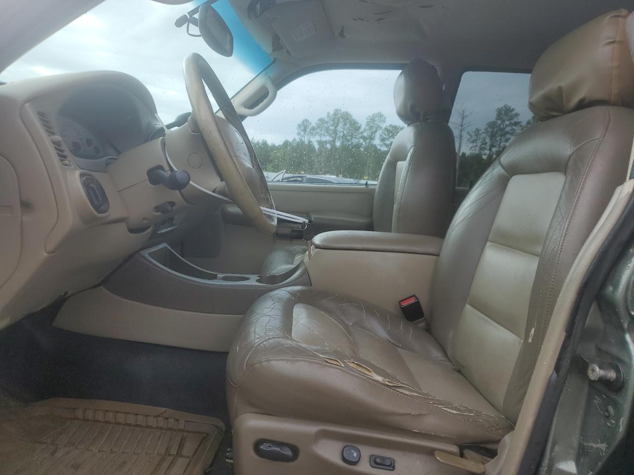 2004 Ford Explorer VIN 1FMZU67K64UA70263 Copart auction photo, front end damage thumbnail 7