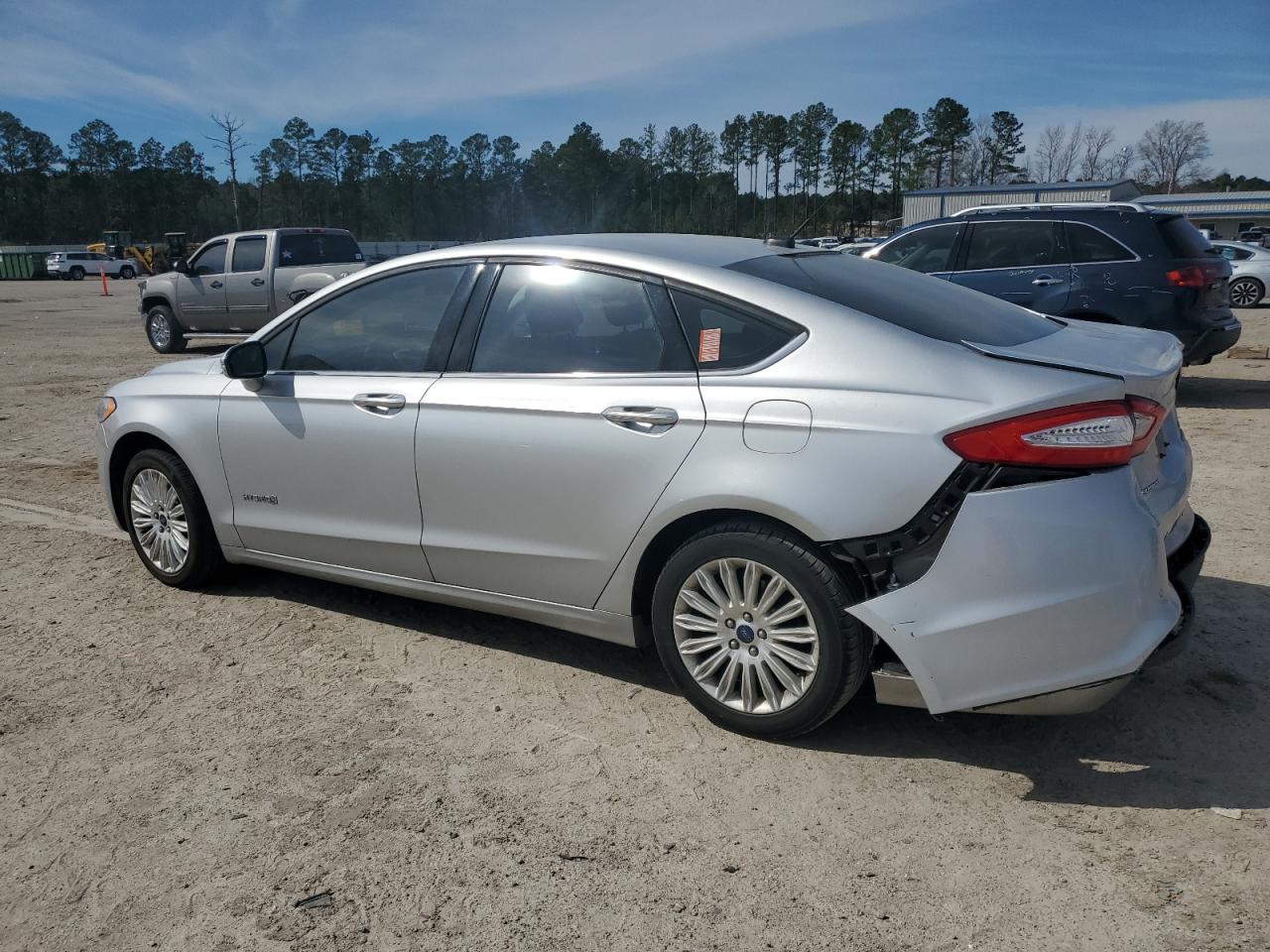 2016 Ford Fusion VIN 3FA6P0LU5GR397810 Copart auction photo, rear end damage thumbnail 2