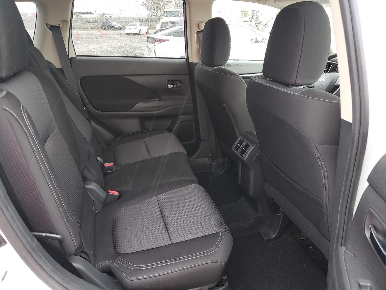 2019 Mitsubishi Outlander VIN JA4AD2A30KZ007102 Copart auction photo, front end damage thumbnail 11