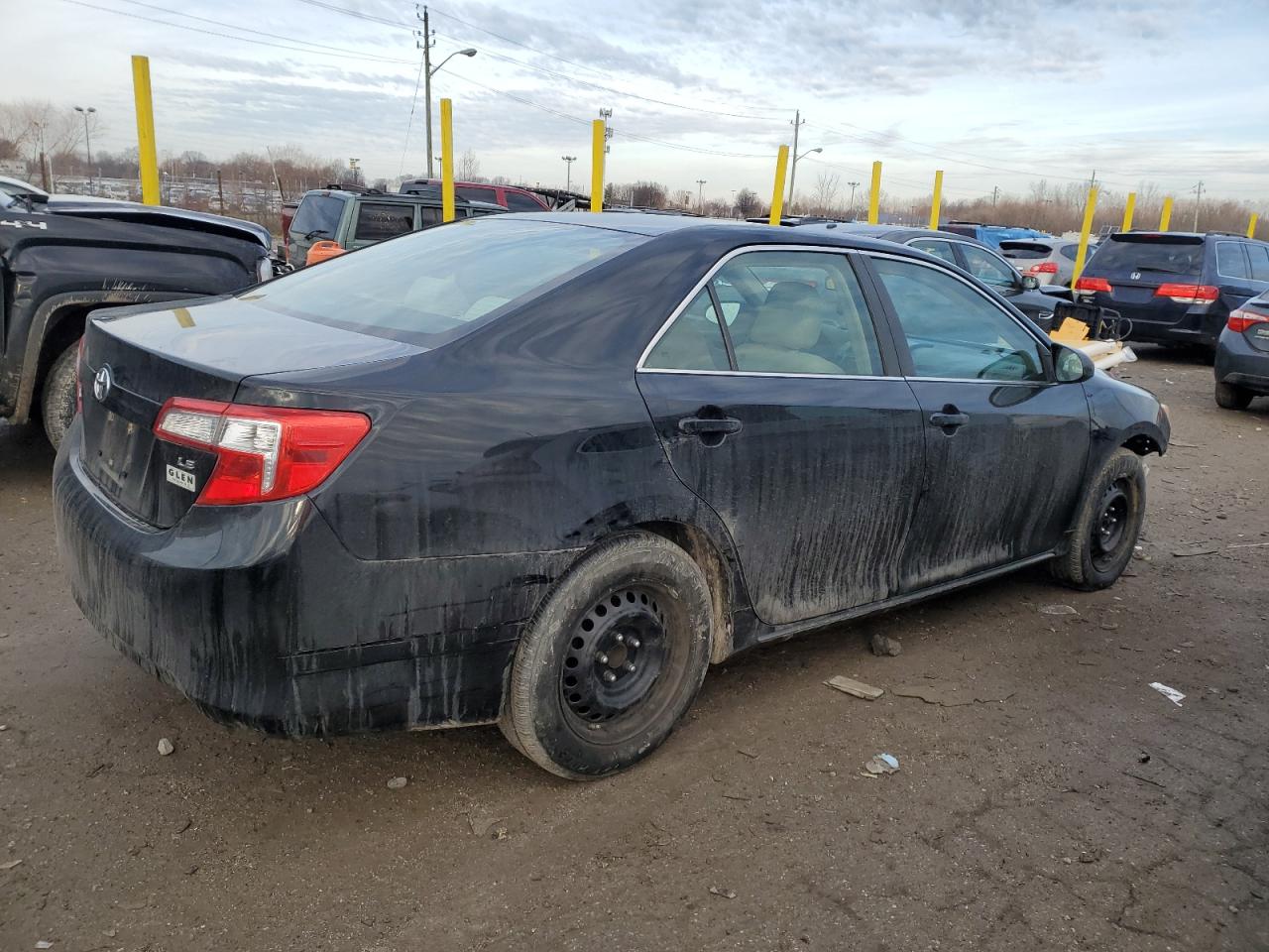 2014 Toyota Camry VIN 4T4BF1FKXER353935 Copart auction photo, front end / minor dent/scratches damage thumbnail 3