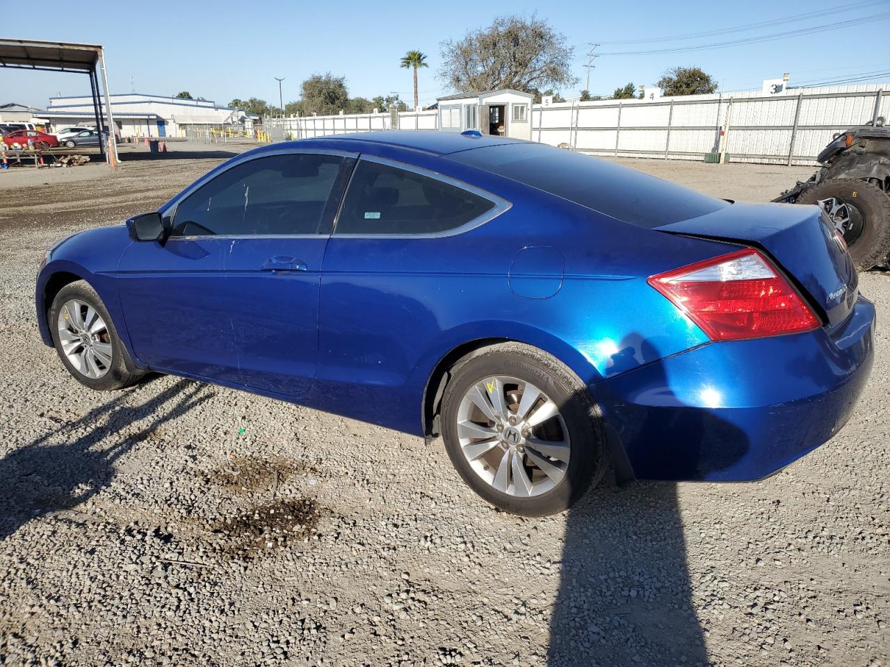 2009 Honda Accord VIN 1HGCS12819A022470 Copart auction photo, rear end damage thumbnail 2