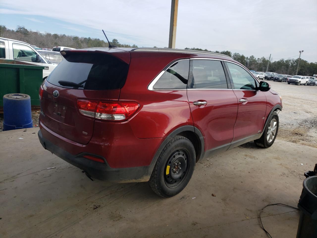 2017 KIA Sorento VIN 5XYPGDA35HG231783 Copart auction photo, front end damage thumbnail 3