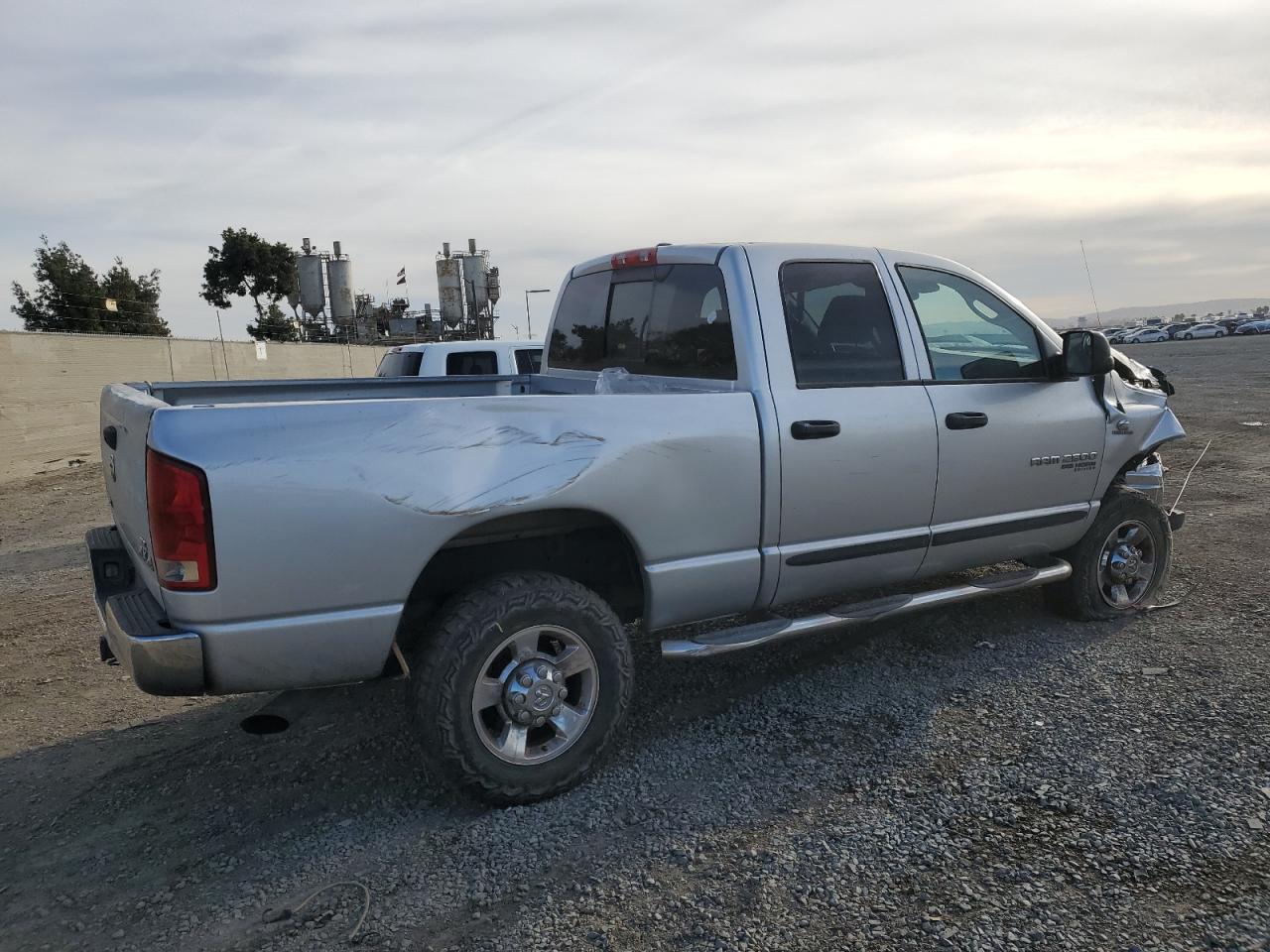 2006 Dodge RAM VIN 1D7KS28C16J172589 Copart auction photo, front end / rear end damage thumbnail 3