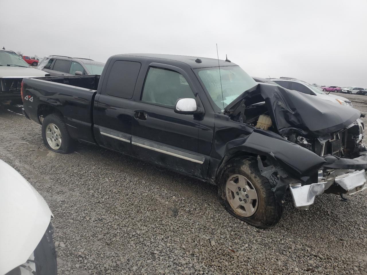 2004 Chevrolet Silverado VIN 1GCEK19T24E208196 Copart auction photo, all over damage thumbnail 4