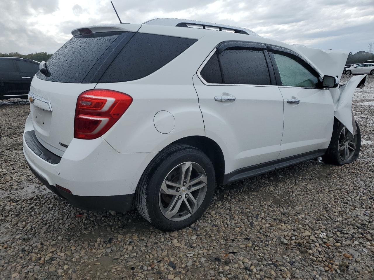 2017 Chevrolet Equinox VIN 2GNALDEK4H1573505 Copart auction photo, front end damage thumbnail 3