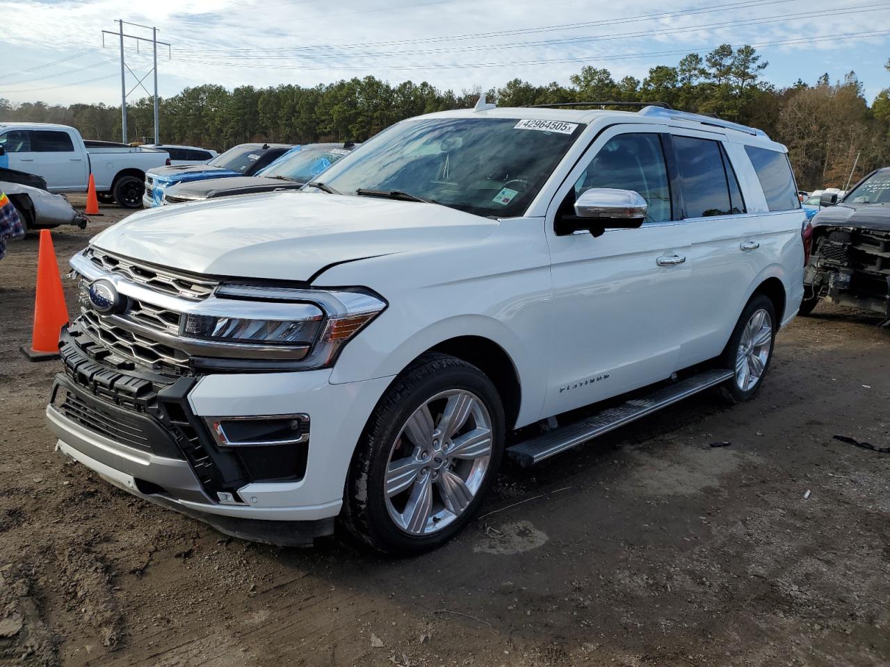 2023 Ford Expedition VIN 1FMJU1M84PEA23756